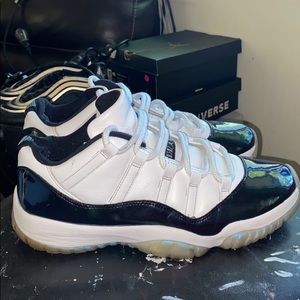 Air Jordan 11 Low ‘Emerald’